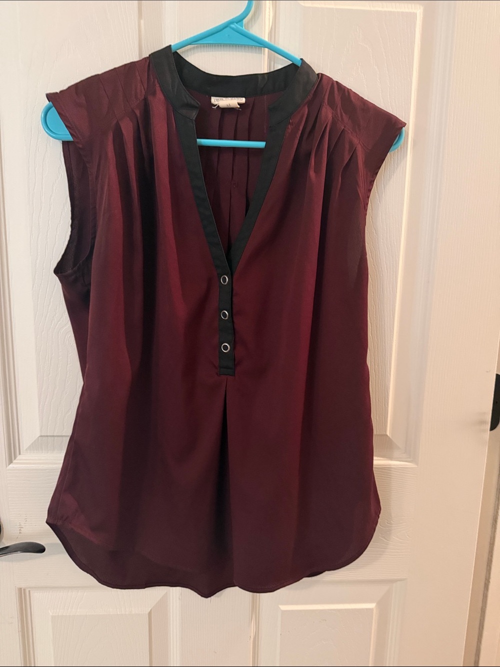Sleeveless V‑Neck Burgundy Camisole with Black Trim